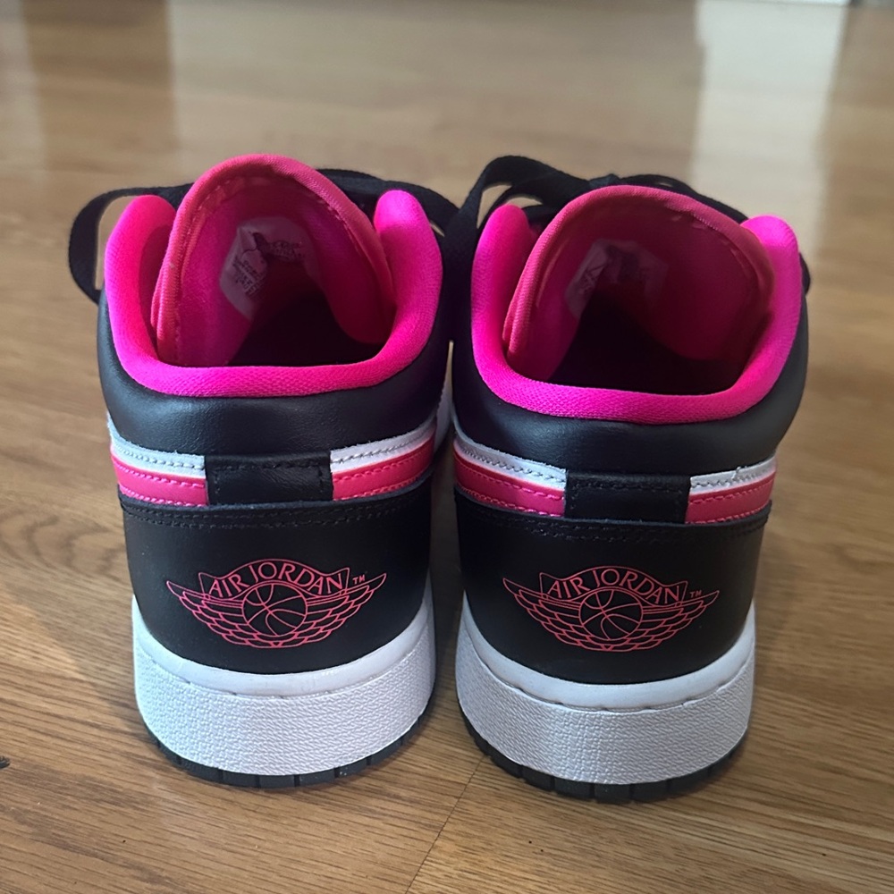 Pink and White Low-Top Sneakers - Picture 3 of 4